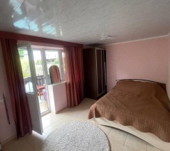 4-местный номер улучшенный комфорт с 2 двуспальными кроватями в Диво