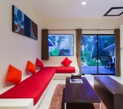 Люкс с красивым видом из окна в Lima Bella Resort
