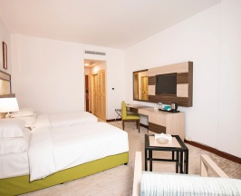 Двухместный номер Deluxe (2 отдельные кровати) в BM Beach Hotel