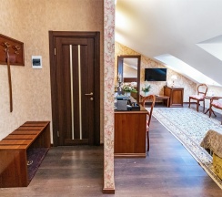 ДВУХКОМНАТНЫЙ ДЕЛЮКС "МАНСАРДА" в Екатерина