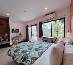 Двухместный номер Standard с балконом двуспальная кровать в Ideo Phuket Hotel