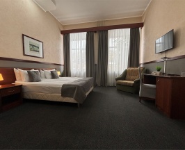 Стандартный в Елизар