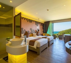 Двухместный номер Deluxe с видом на море двуспальная кровать в Crest Resort & Pool Villas