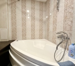 2ух комнатная квартира. пр. Невский д.63 в Goodrest