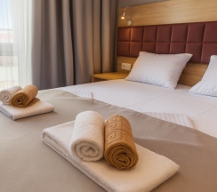 Трехместный номер ДЕЛЮКС с балконом в Granada