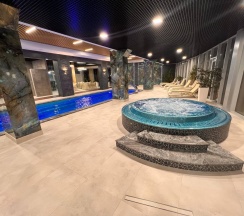 Стандарт включён Бассейн и SPA в Роза ветров