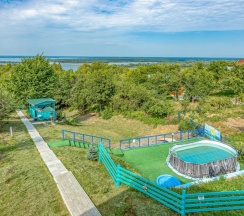 Шестиместные апартаменты в Ласточкин дом