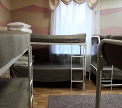 Кровать в общем номере в БМ Хостел Великий Новгород