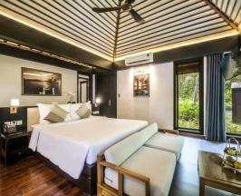 Двухместное бунгало Deluxe с видом на сад (двуспальная кровать) в Hon Tam Resort (formerly MerPerle Hon Tam Resort)