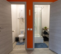 Четырёхместный коттедж Superior с красивым видом из окна в Нептун-2