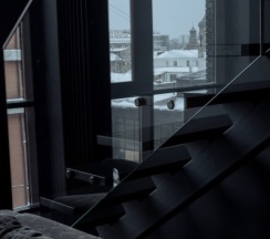 Нуар 320 в Four rooms