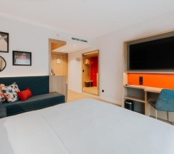 Двухместный номер двуспальная кровать в Hampton by Hilton Warsaw Reduta
