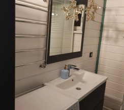 Коттедж с 2 комнатами с балконом в Фортуна