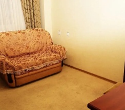 Четырёхместный семейный номер Standard в Агрос