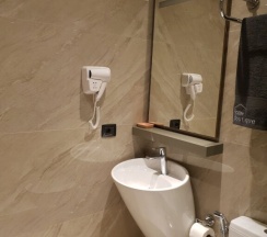 Двухместный номер Comfort с видом на город двуспальная кровать в HOME BOUTİQUE HOTEL