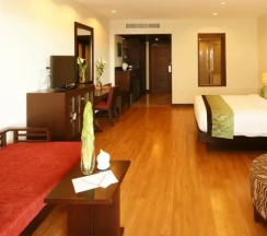 Двухместный номер Deluxe (двуспальная кровать) в The Heritage Pattaya Beachfront Resort