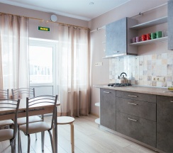 Таунхауз с 2 спальнями (Всего 3 таунхауза в одноэтажном корпусе из 4 номеров)) в Искатель