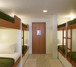 Кровать в общем номере (мужской номер) в Brazilodge All Suites Hostel