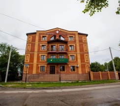 Мужской номер с 6 кроватями и общей ванной в Сириус