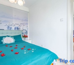 Люкс с 3 комнатами с видом на море в Rizhao Shuohai Seaview Homestay (Wanpingkou Branch)