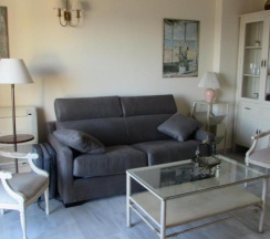 Апартаменты в Home4Holidays
