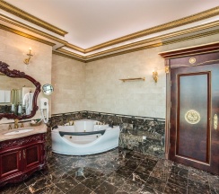 Президентский Люкс в Artis plaza hotel