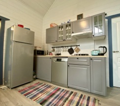 Шестиместный коттедж с 3 комнатами с красивым видом из окна в Купчиха