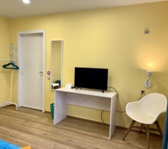 Эконом (ванная комната рядом с номером) в Riverside