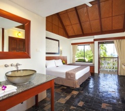 Номер Deluxe с балконом и с видом на море в Karona Resort & Spa