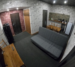 №25 Апартаменты (Квартира) 3 комнаты в Hostel Kirovsk.red