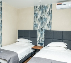 Семейный в PORT MAY. HOTEL&RESTAURANT