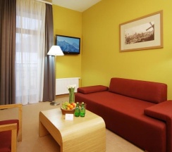 Двухместный люкс двуспальная кровать в Tulip Inn Rosa Khutor