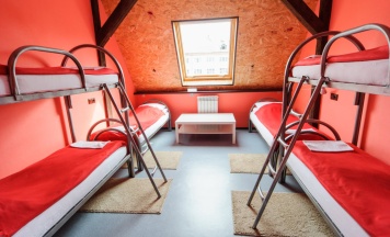 Кровать в общем номере (женский номер) в HostelCity 57