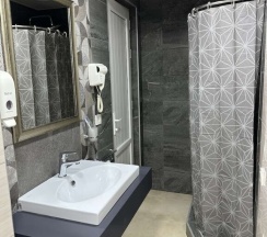 Студия в Отель R&R INN