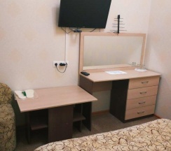 Номер эконом с 1 двуспальной кроватью (с завтраком, без окна) в Гармония