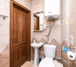 Двухместный номер Комфорт с 2 односпальными кроватями и балконом в Inn 6 line