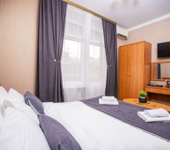 Семейный двухкомнатный до 4 гостей с балконом в Джульетта