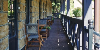 Аликоновка: Отель Замок