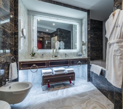 Полулюкс с кроватью «king-size» в Albora Boutique Hotel