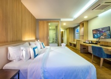 Номер Deluxe с балконом и с красивым видом из окна в PLAAI Prime Hotel Rayong SHA Extra Plus