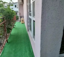 Апартаменты c 1 комнатой с балконом в Кристалл