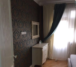 2-комнатные апартаменты люкс с 1 двуспальной кроватью и диваном в Apart Ru Hotel