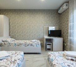 Трехместный номер Delux в Морской ветер