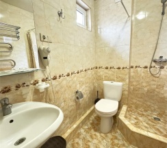 Трехместный комфорт с панорамными окнами (4 этаж) в Атриум