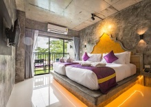 Номер Deluxe с балконом и с видом на море в Maneetel Krabi Beachfront