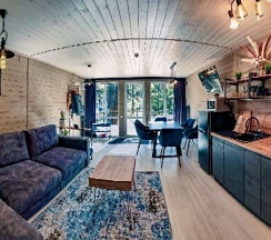 Дом с террасой в Os House