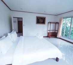 Вилла с 3 комнатами в Kamalar Palace Longstay house