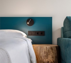 Семейный Супериор с 1 кроватью Queen-size или 2 односпальными кроватями 80х200см в Нега