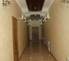 Трёхместный номер в Арго