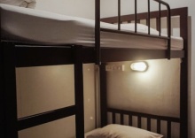 Двухместный номер Economy c 1 комнатой 2 отдельные кровати в Some Rest Hostel Khao San